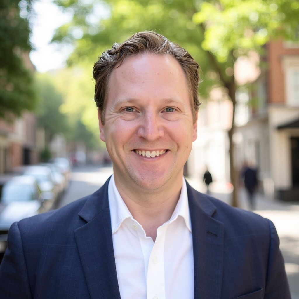 Portrait of Sean M. Hogan, COO, CFO and CPO based in Seattle